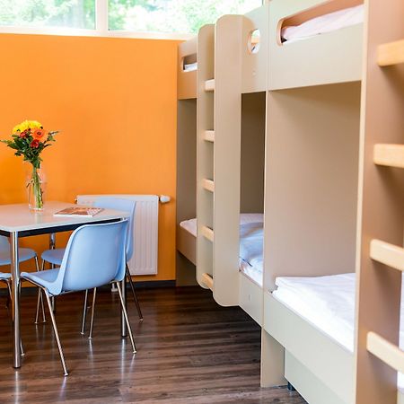 Hostel Huetteldorf Viyana Dış mekan fotoğraf